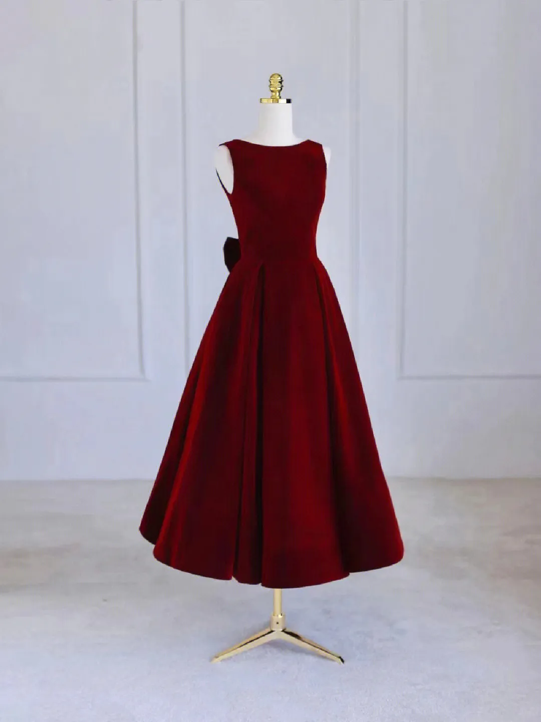 Burgundy Tea Length Velvet Prom Dress with Bowknot Burgundy Evening Party Dress