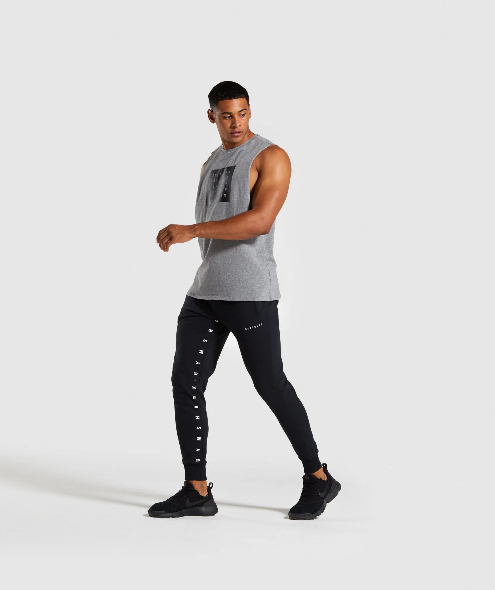 Gymshark Contrast Joggers - Black