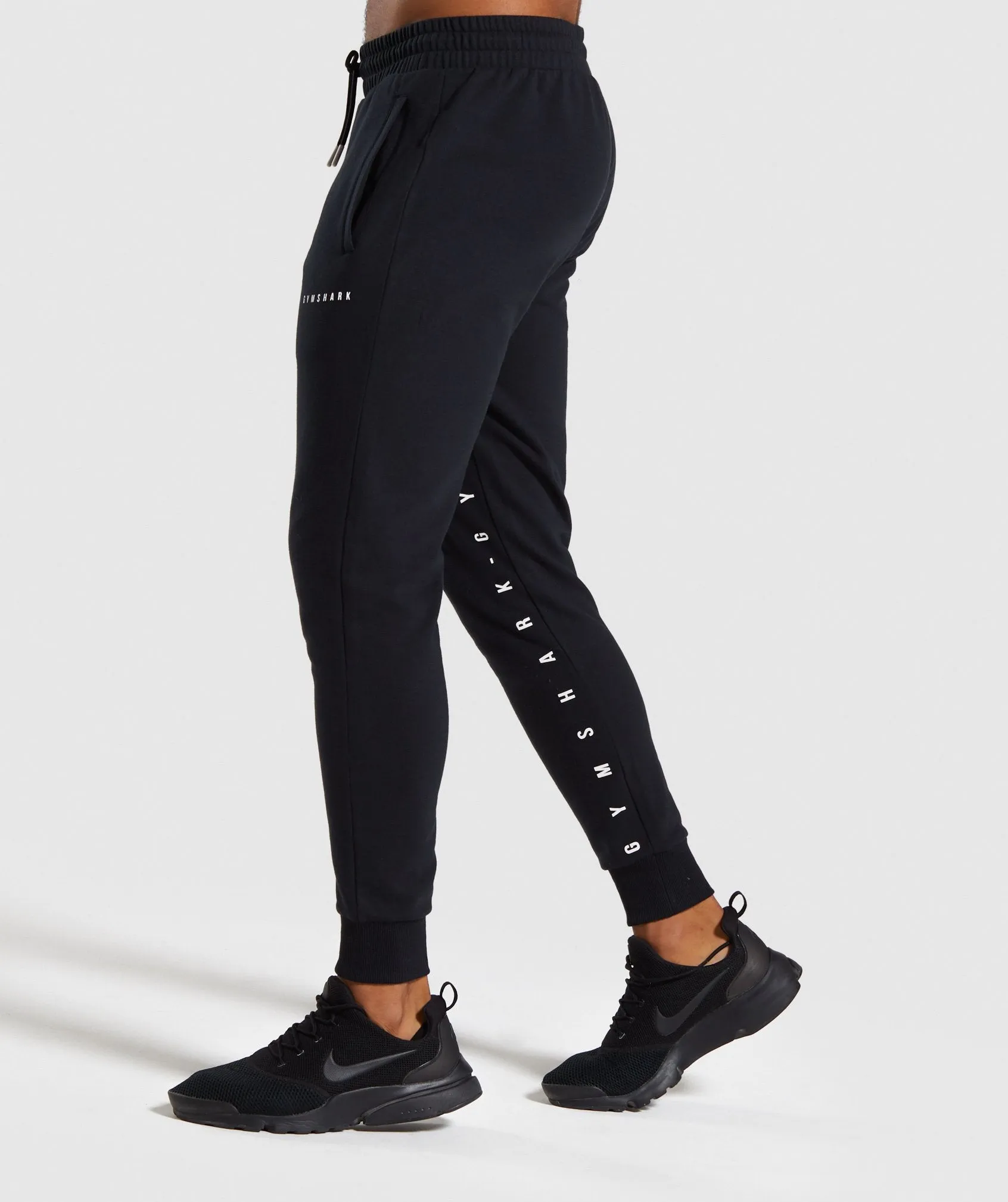 Gymshark Contrast Joggers - Black