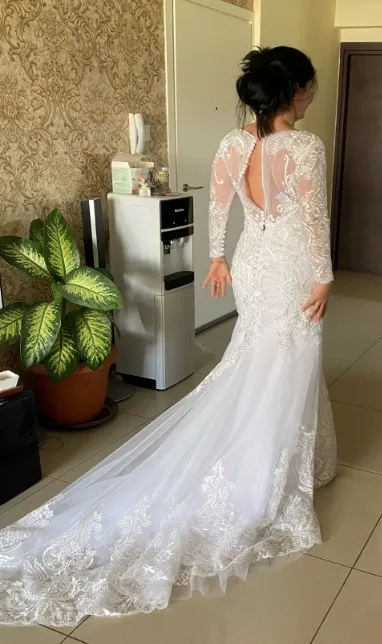 Lace Mermaid Wedding Dress Illusion Tulle Bridal Gown With Button Back