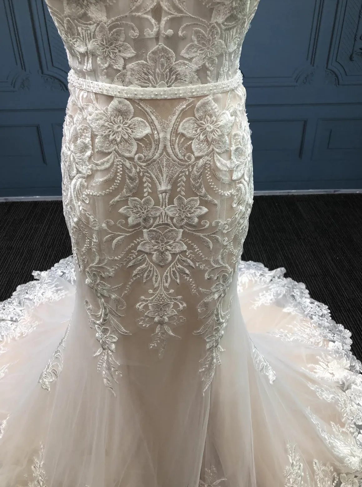 Lovely Blush Deep V Neckline Mermaid Wedding Dress