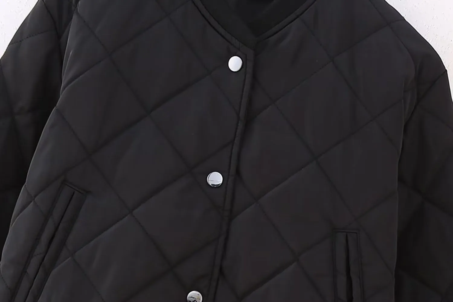 Women's Cropped Puffer Jacket Bomber Quilted Lightweight Jackets Casual Button Down Varsity Jacket Coat with Pockets