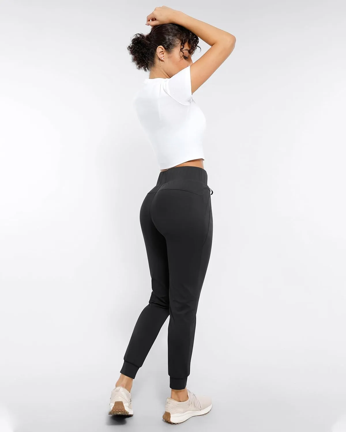Womens Joggers with Pockets Ultra Soft Tapered Leg Joggers for Workouts and Running